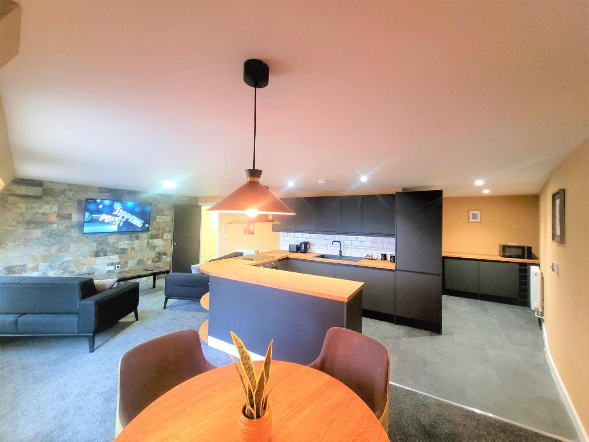 New County Hotel & Serviced Apartments By Roomsbooked Глостер Екстер'єр фото